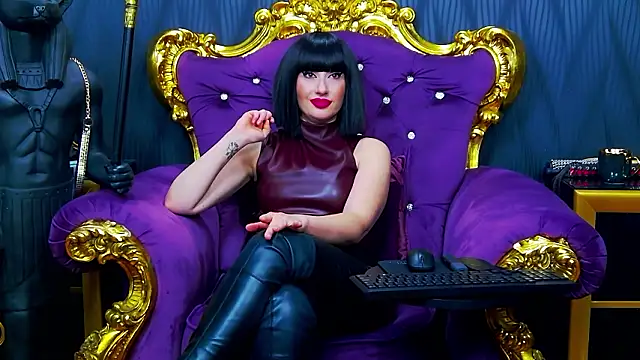 LaraMaeve online show from February 5, 7:00 am