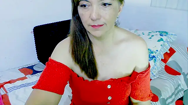 Snapshot of Kendraline1 chatting on October 2, 10:48 pm Kendraline1 online show from October 2, 10:48 pm