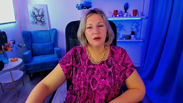 NinaStarle online show from October 24, 4:52 am