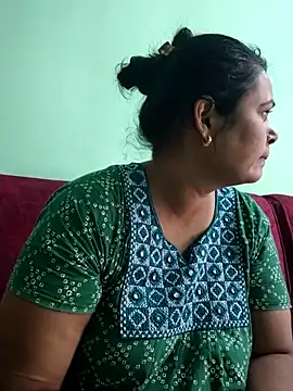 tamilaruvi online show from April 19, 5:18 am