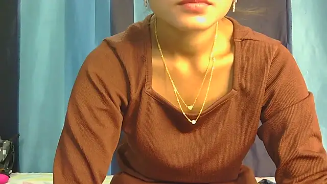 Aarti misty71 online show from March 18, 5:01 am