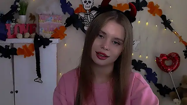 OceanicDawn online show from October 31, 11:25 am