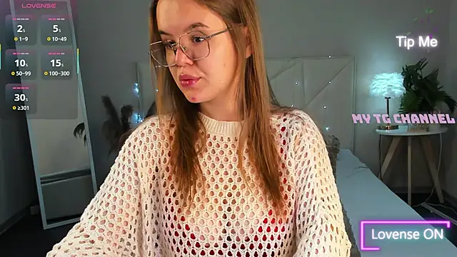 RadiantFairy online show from September 14, 2:20 am