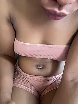 PrettyNina77 online show from January 16, 3:41 pm