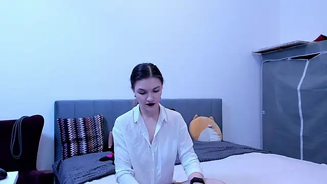 Katherine Twilight online show from December 5, 4:08 pm