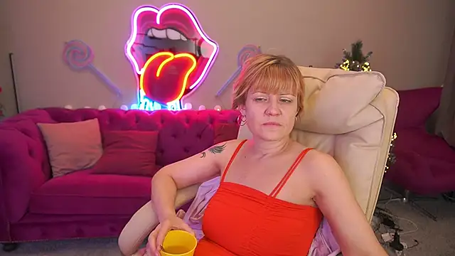 BellaLaPetit online show from January 14, 2:00 pm