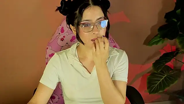 Snapshot of LiLLiAnderson chatting on September 13, 11:51 am LiLLiAnderson online show from September 13, 11:51 am
