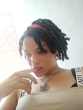 ChloeRaviss online show from November 7, 3:17 pm