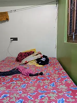 SwatiCam online show from October 6, 3:07 pm