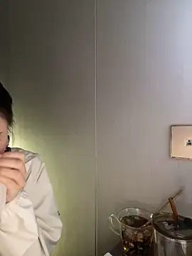 haiyan125216 online show from January 18, 11:06 am