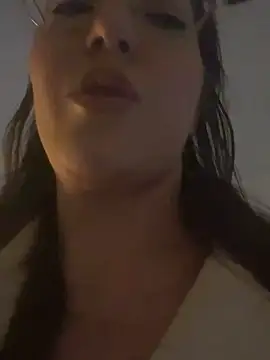 Snapshot of Kylie_Kathy chatting on October 12, 7:38 pm Kylie Kathy online show from October 12, 7:38 pm