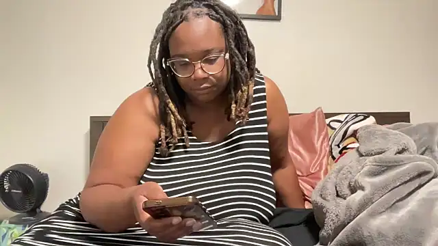 furykat1 online show from May 3, 5:27 pm