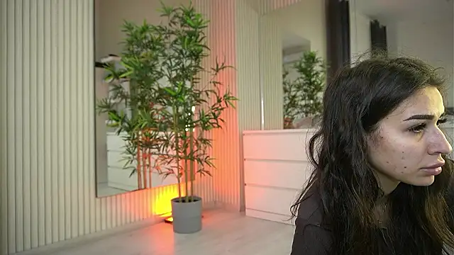 EmmaBlanco online show from March 24, 6:08 am