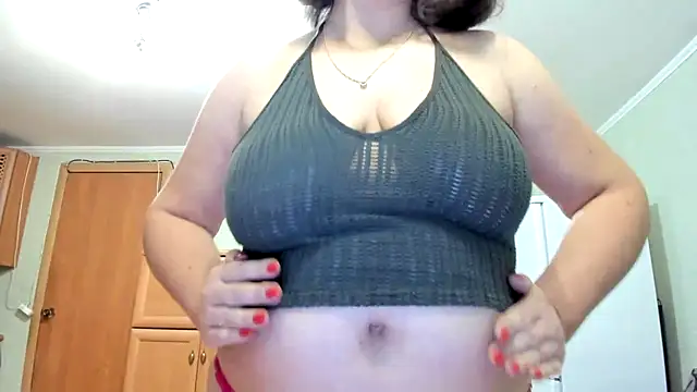 KATTYWARM  online show from January 18, 7:10 pm