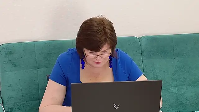 Sandra Sunrise online show from December 2, 9:44 am