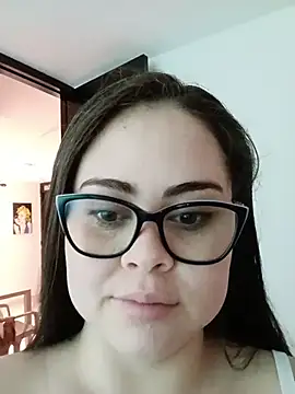 LolaVillalobos online show from April 20, 12:08 pm