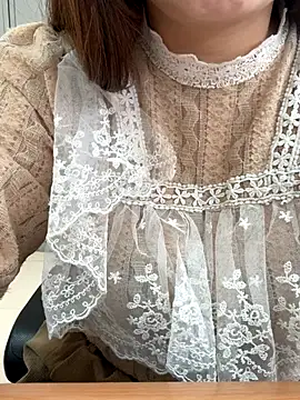 PhuongNhi21 online show from October 25, 2:30 am