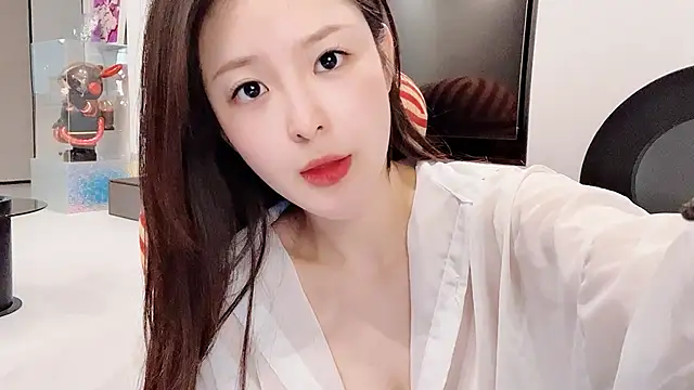 caomei2580 online show from October 27, 7:15 am