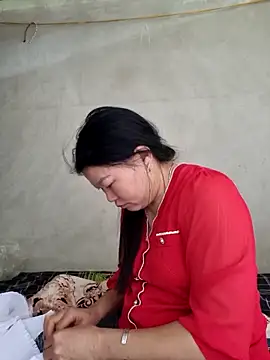 yoowwmr online show from November 24, 6:59 am