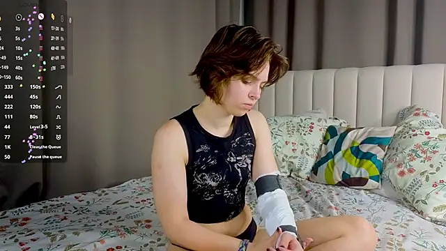 PolIyBowman online show from September 12, 3:30 pm