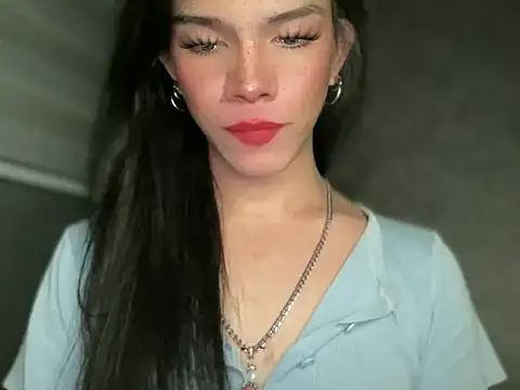 Misselliefayexxx online show from March 13, 7:26 pm