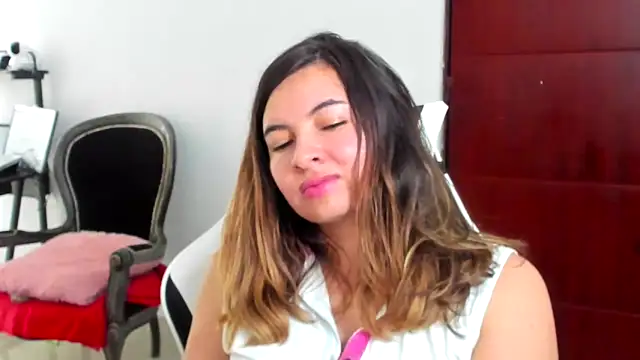 ADHARAMILLER  1111 online show from April 16, 9:39 pm