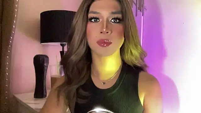 solana imani online show from November 22, 11:24 am