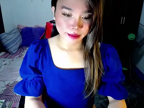 Urassiansweetcummer online show from October 9, 5:33 am