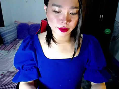 Urassiansweetcummer online show from September 24, 2:54 am