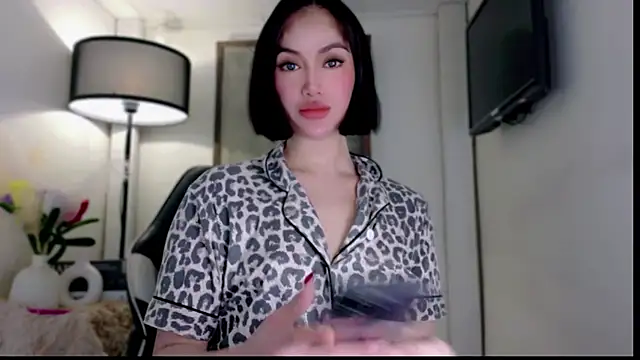 anna lala7 online show from December 16, 9:48 am