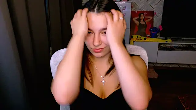 Arianna Grend online show from November 6, 1:39 pm