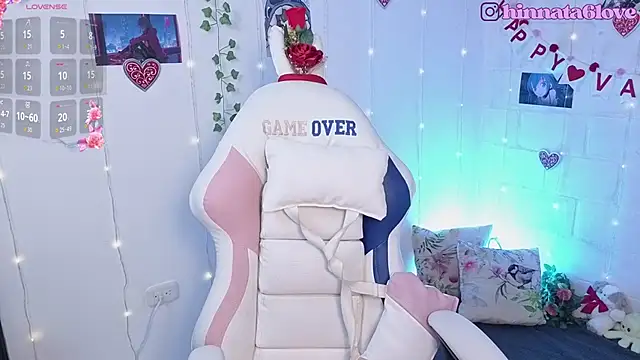 hinnata lovely online show from February 23, 12:04 pm