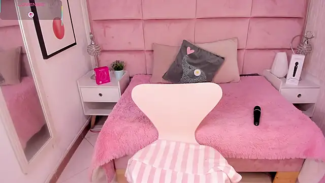 Janah Myers online show from September 13, 2:36 pm