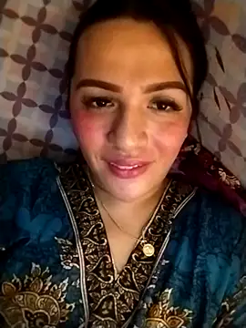 enoria1992 online show from November 29, 8:40 am