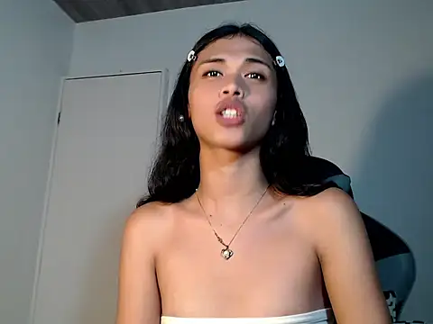 urcurlydiva online show from November 12, 4:27 pm