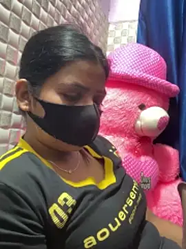 Hot Jaanvi  online show from February 18, 9:52 am