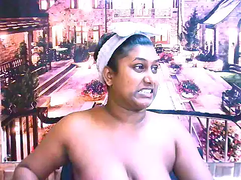 Snapshot of IndianChocolatepie4u chatting on September 26, 6:49 pm IndianChocolatepie4u online show from September 26, 6:49 pm