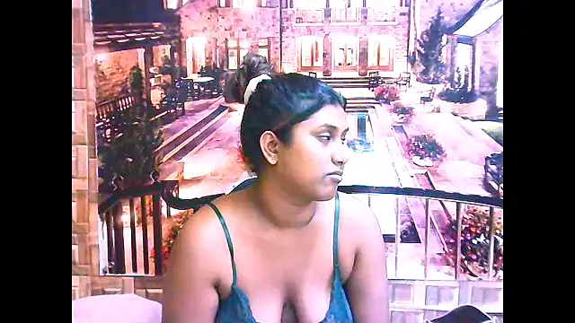 Snapshot of IndianChocolatepie4u chatting on October 13, 5:32 am IndianChocolatepie4u online show from October 13, 5:32 am