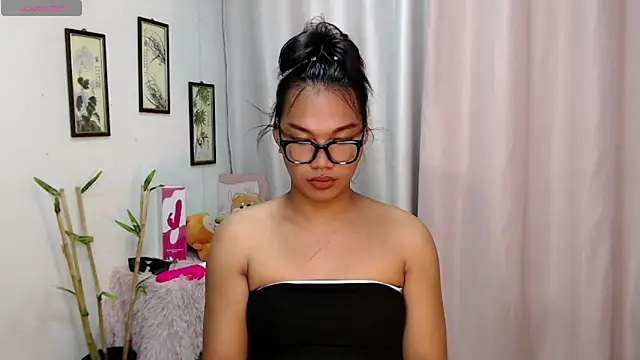 Herbielustts online show from December 3, 6:38 am