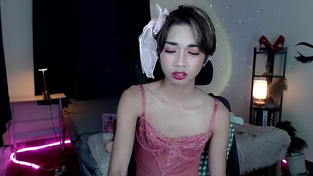 Lavictoriathegreat online show from December 1, 8:33 pm