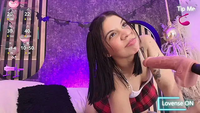 salome-gh online show from December 14, 8:03 pm