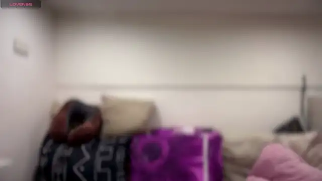 Angelfabxx online show from March 28, 10:15 am