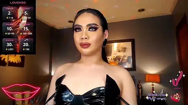 FridaHumphrey online show from March 6, 7:42 pm