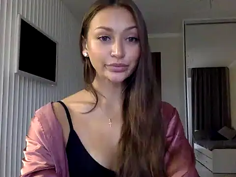 Snapshot of Sainaa1 chatting on October 25, 10:34 am Sainaa1 online show from October 25, 10:34 am