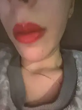 Mimisixo online show from November 11, 10:40 pm