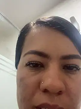 Snapshot of Bonny_GS chatting on October 15, 7:27 pm Bonny GS online show from October 15, 7:27 pm