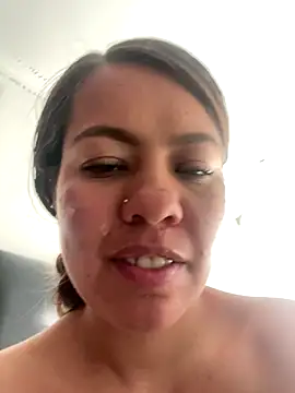 Snapshot of Bonny_GS chatting on October 7, 8:13 pm Bonny GS online show from October 7, 8:13 pm