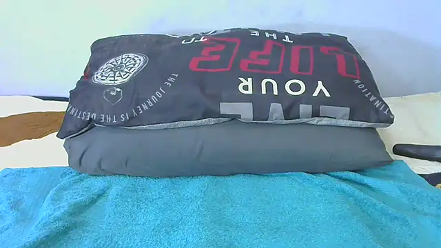 shy-lillyX22 online show from October 29, 8:44 pm