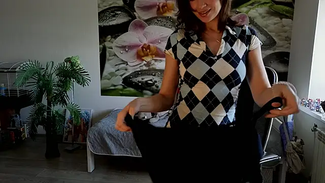 Snapshot of jenny__cutey chatting on September 13, 3:36 am jenny cutey online show from September 13, 3:36 am