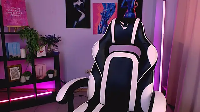 CindySparkl online show from March 6, 3:56 am